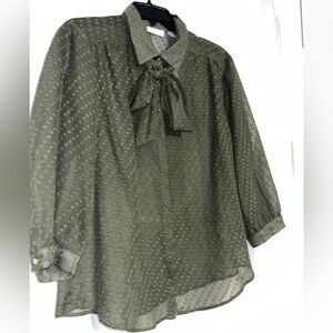 Olive Green women’s button up blouse size large..